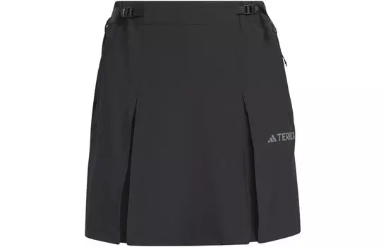 AEROREADY Повседневные шорты женские черные Adidas