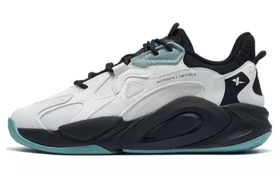 AG LVL UP 1 Мужская обувь Lifestyle с низким верхом, белая/черная Xtep