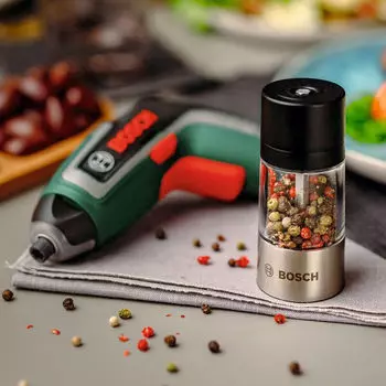 Аккумуляторная отвертка Bosch IXO7 бытовая маленькая многофункциональная профессиональная аккумуляторная отвертка