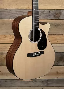 Акустическая/электрическая гитара Martin GPC-11E, натуральная, с футляром Martin GPC-11E /Electric Guitar w/ Case