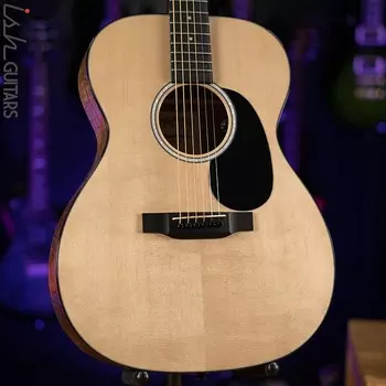 Акустическая электрогитара Martin 000-12E Road Series, цвет: натуральный, с дефектами