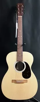 Акустическая электрогитара Martin 00-X2E Grand Concert Natural Satin с сумкой для переноски