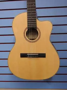 Акустическая гитара Alvarez RC26HCE Classical Elect W/ Bag