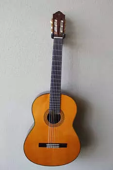 Акустическая гитара Brand New Yamaha CG192C Cedar Top Classical Guitar with Gig Bag