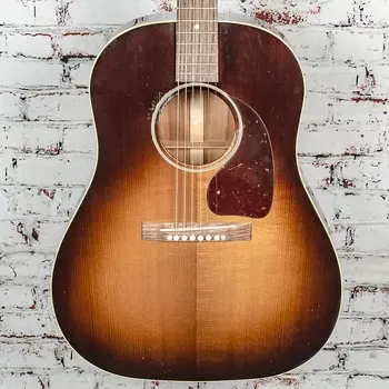 Акустическая гитара Gibson - Custom Shop 1942 Banner J-45 - Acoustic Guitar - Light Aged - Vintage Sunburst - w/ Period Correct Case - x3028