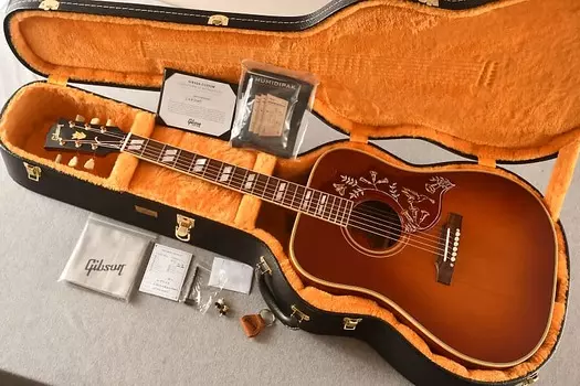 Акустическая гитара Gibson Custom Shop 1960 Hummingbird Heritage Cherry Sunburst VOS Finish - NEW 2023