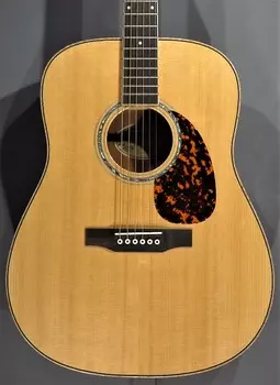 Акустическая гитара Larrivee D-05, Mahogany/Spruce, Gloss Natural, Larrivee Hardshell Case