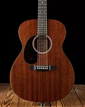 Акустическая гитара Martin 000-10E