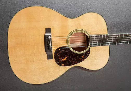 Акустическая гитара Martin 000-18