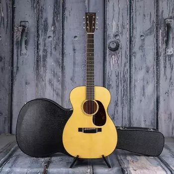 Акустическая гитара Martin 00-18, Natural