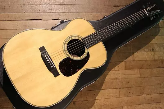 Акустическая гитара Martin 00-28