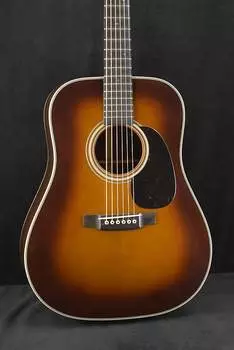 Акустическая гитара Martin Custom Shop D-28 Authentic 1937 Ambertone