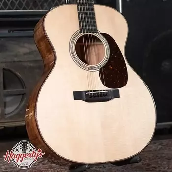 Акустическая гитара Martin Custom Shop Grand Performance Flamed Koa/Sitka Spruce with Molded Hardshell Case