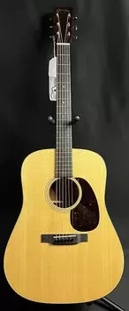 Акустическая гитара Martin D-18 Standard Dreadnought Acoustic Guitar Vintage Natural w/ Case