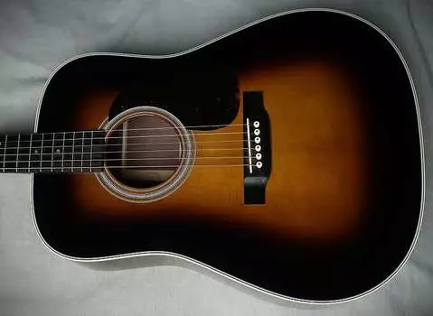 Акустическая гитара Martin D-28 2023 Sunburst