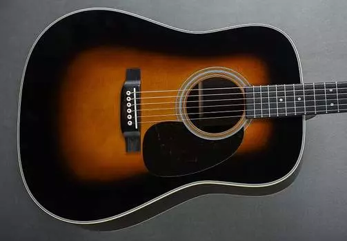 Акустическая гитара Martin D-28 Sunburst