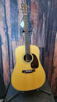 Акустическая гитара Martin HD28 - Natural