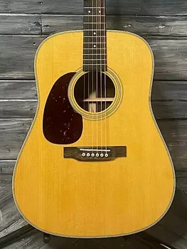 Акустическая гитара Martin Left Handed D-28 E Standard Series со звукоснимателем Fishman Matrix Infinity - Natural Martin Left Handed D-28 E Series Guitar with Fishman Maxtrix Inifity Pickup- Natural