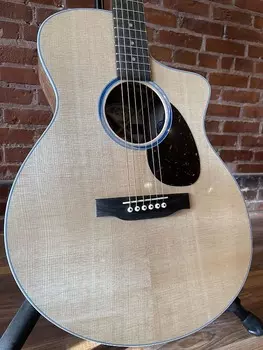 Акустическая гитара Martin SC-13E-01