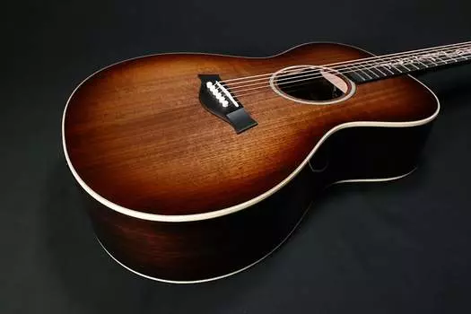 Акустическая гитара Taylor Custom Shop C22e Custom Grand Concert Acoustic Electric SUPER LIMITED #22