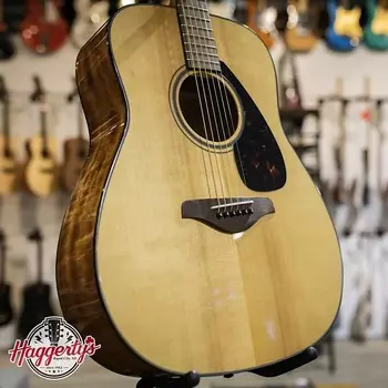 Акустическая гитара Yamaha FG800J NT Dreadnought Acoustic Guitar