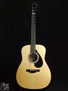 Акустическая гитара Yamaha FG9 M NT Acoustic Dreadnought Guitar with Case