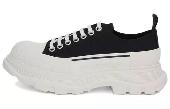 Alexander McQueen Tread Slick Низкая шнуровка Черный Белый