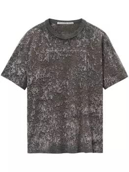 Alexander Wang футболка с тисненым логотипом и эффектом разбрызганной краски, серый