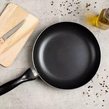 Алюминиевая сковорода-сковорода-гриль с антипригарным покрытием 24см Gravidus