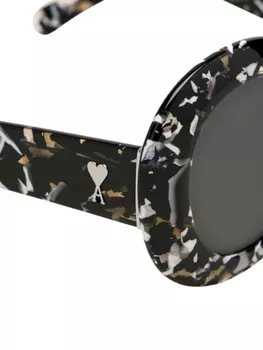 AMI Paris солнцезащитные очки Ami de Coeur округлой черепаховой формы, черный
