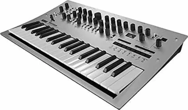 Аналоговый синтезатор Korg Minilogue