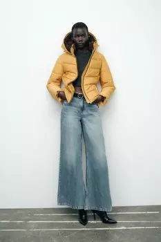 Анорак с водо- и ветрозащитой ZARA, цвет mustard