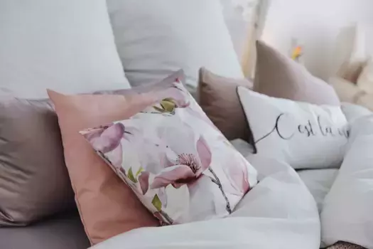 АПЕЛЬТ декоративная подушка "6405", чехол с наполнителем, 1 шт APELT 39х39 см, цвет natur/pink/rosa + geblmt