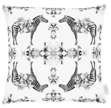 АПЭЛТ декоративная подушка "Зебра", чехол без наполнения, 1 шт APELT 46х46 см, черный/белый