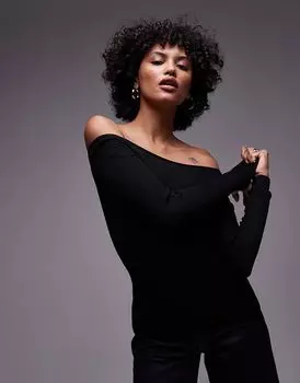 ARKET топ из смеси мериносовой шерсти тонкой вязки с открытыми плечами черного цвета