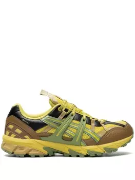 ASICS кроссовки на шнуровке, желтый