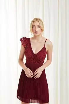 Асимметричное кружевное платье со складками DOUBLE SECOND, красный