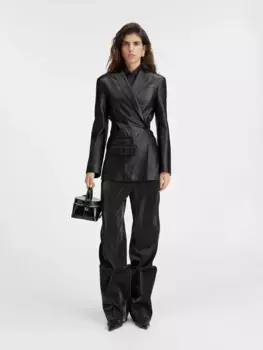 Асимметричный кожаный пиджак La Veste Tibau Cuir Jacquemus, черный