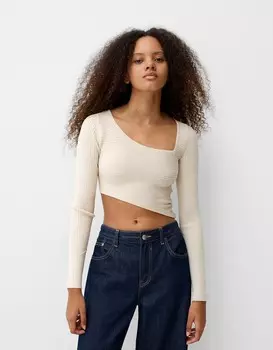Асимметричный ребристый свитер Bershka, бежевый