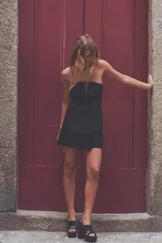 Асимметричный топ с воланами ZARA, черный