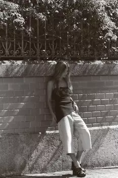 Асимметричный топ с воланами ZARA, темно-синий