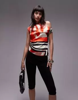 Асимметричный топ Topshop с шарфом и ярким красно-черным принтом