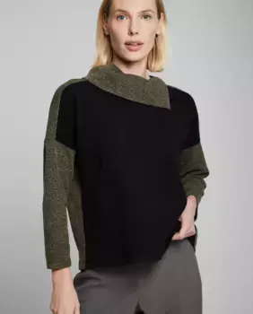 Асимметричный женский свитер с водолазкой Trucco, зеленый