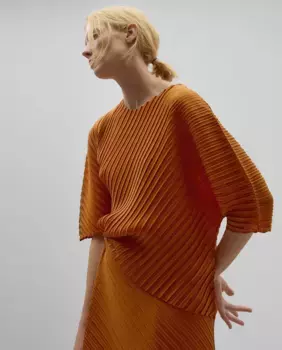 Асимметричный женский топ с японскими жатыми рукавами Adolfo Dominguez, оранжевый