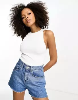ASOS DESIGN – белая бесшовная майка в рубчик боксерского кроя