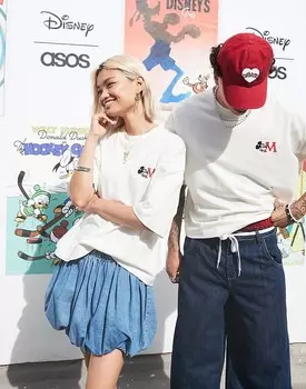 ASOS DESIGN – Disney – Унисекс – Футболка свободного кроя оверсайз цвета Wei с принтом «Микки Маус»