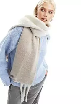 ASOS DESIGN – Двухцветный пушистый шарф с бахромой натурального цвета