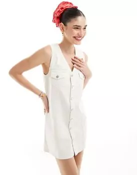 ASOS DESIGN – джинсовое мини-платье цвета экрю на пуговицах и жилетке