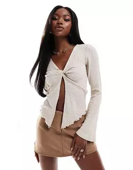ASOS DESIGN – кремовый укороченный топ с закрученным передом и длинными расклешенными рукавами