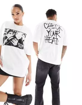 ASOS DESIGN — объемная белая футболка унисекс с обложкой лицензированного альбома Beastie Boys «Check Your Head»